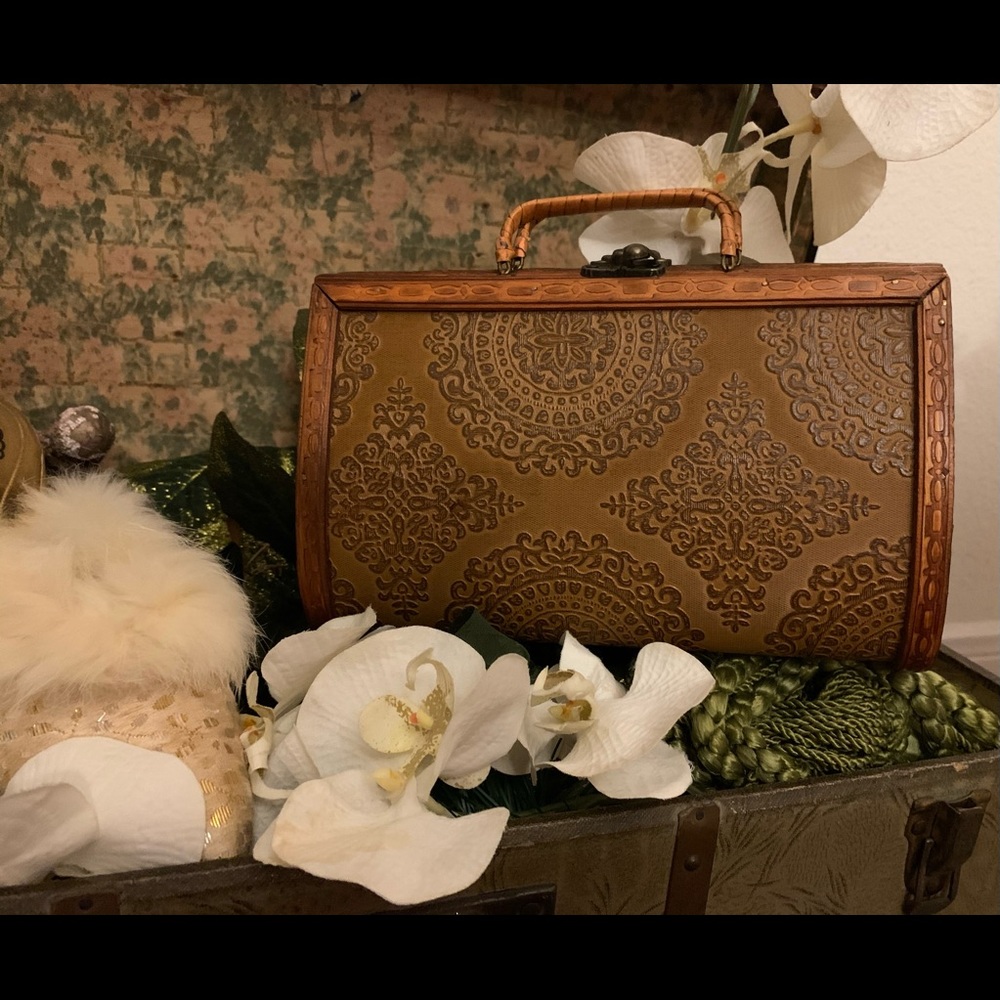 Vintage Moroccan Wooden Purse - Picture 2 of 16